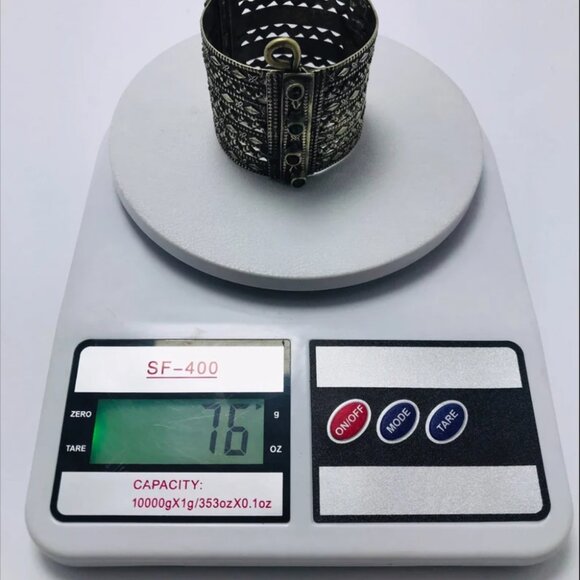 Single Vintage Kuchi Cuff: Handmade Afghan Tribal Bracelet with Glass Stones - Picture 5 of 13